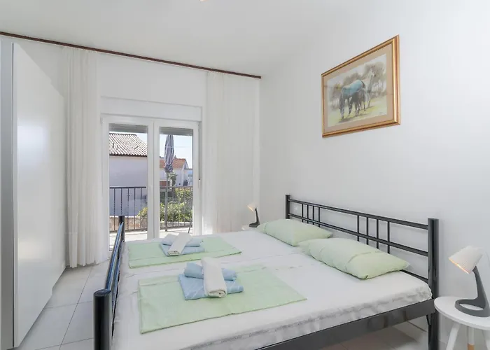 Apartment 1 Bedroom Stunning In Krk