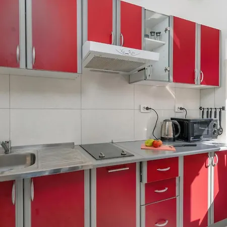 1 Bedroom Gorgeous In Krk Appartamento