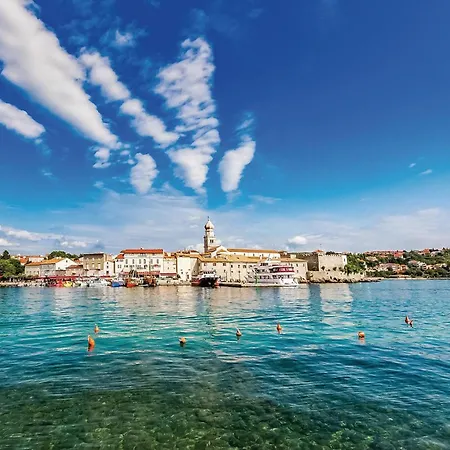 1 Bedroom Gorgeous In Krk Appartamento