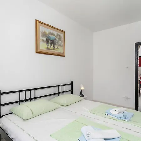 Appartamento 1 Bedroom Gorgeous In Krk