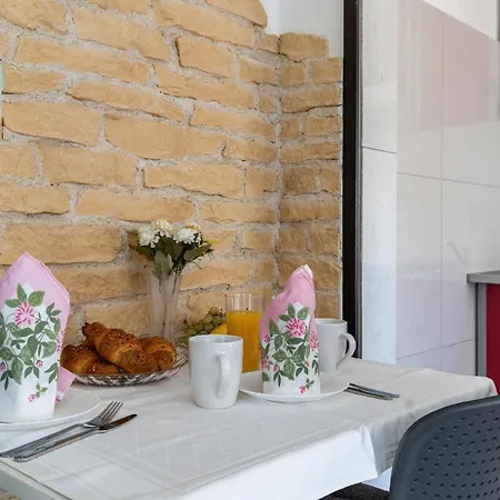 1 Bedroom Cozy In Krk Apartament