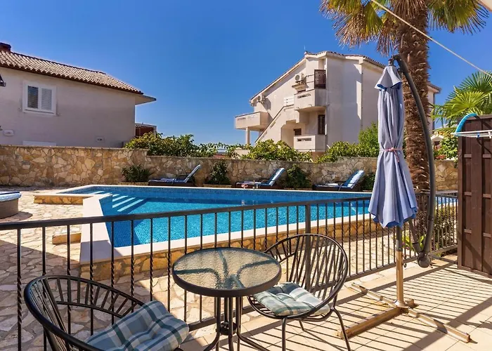 Appartamento 1 Bedroom Stunning In Krk *
