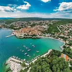 1 Bedroom Gorgeous In Krk Apartment